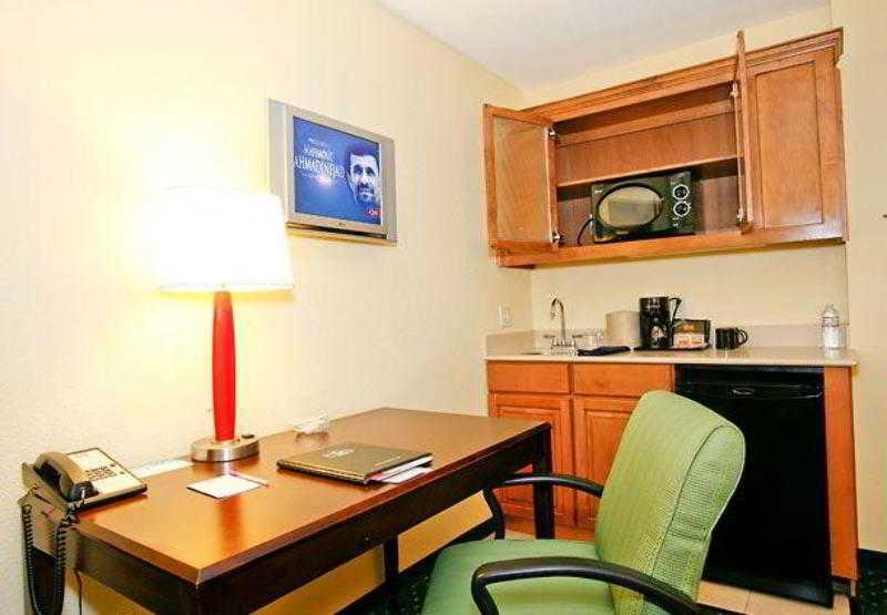 Best Western Hesperia-Victorville Suites Habitación foto